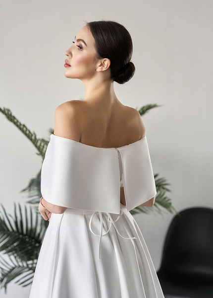 Прокат платья Белое миди с приспущенными плечиками Рейчел для фотосессии и мероприятия в Омске