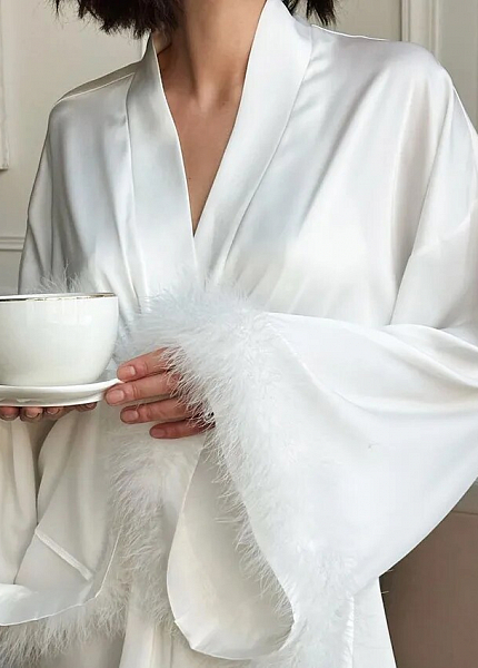 Прокат платья Молочное будуарное платье халат для утра невесты Мьюз для фотосессии и мероприятия в Омске