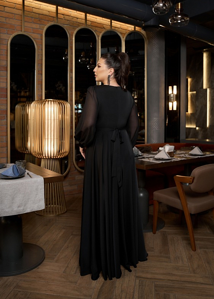 Прокат платья Черное струящееся на запах из шелка Саманта для фотосессии и мероприятия в Омске