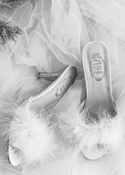 Прокат Будуарные туфли (37-38 рр) мюли с перьями розовые сабо для фотосессии и мероприятия в Омске