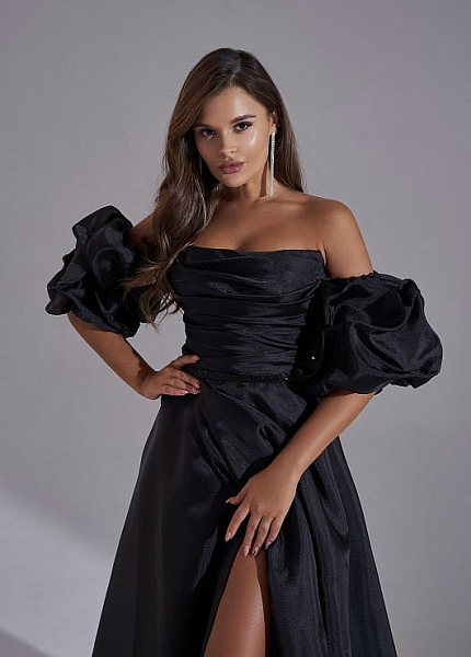 Прокат платья Черное макси с открытыми плечами и рукавами буфами Одри для фотосессии и мероприятия в Омске